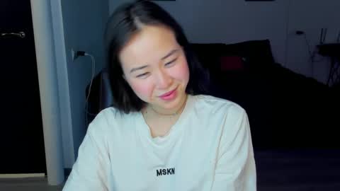 Snapshot of ginnycherry chatting on March 2025 01:46:01 PM Ginny online show from March 2025 01:46:01 PM