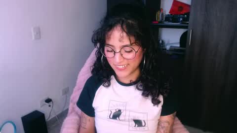 Snapshot of giny_bean chatting on May 2026 10:39:01 PM giny_bean online show from May 2026 10:39:01 PM
