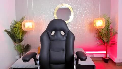 Gio Carangi online show from April 2026 03:06:01 AM