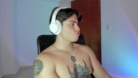 GioRusso online show from October 2025 09:54:02 PM