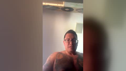 Giocazzoenorme online show from May 2026 04:15:01 PM