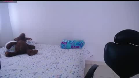 GIO RIVERA online show from January 2025 05:15:01 PM