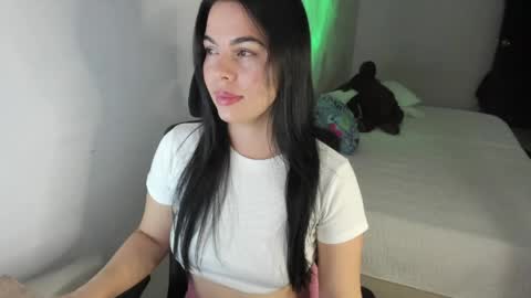 Snapshot of giorivera199 chatting on May 2026 06:29:02 AM GIO RIVERA online show from May 2026 06:29:02 AM