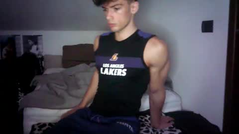 giovyyx online show from February 2025 12:47:01 PM