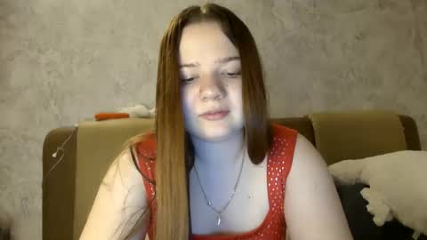 Snapshot of girl_cute07 chatting on April 2026 11:27:01 PM girl_cute07 online show from April 2026 11:27:01 PM