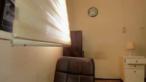 urGIRL online show from January 2025 12:14:02 AM