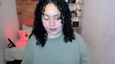 girl_inline online show from February 2025 08:55:02 PM