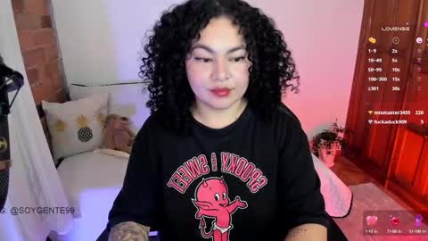 girl_inline online show from March 2025 12:15:01 AM