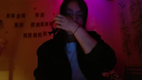 Alejandra online show from November 2025 06:02:02 AM