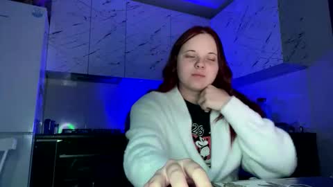 Snapshot of girl_shy07 chatting on April 2026 09:28:02 PM girl_shy07 online show from April 2026 09:28:02 PM