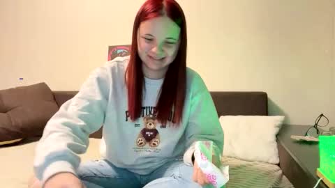 Snapshot of girl_shy07 chatting on April 2026 05:43:02 PM girl_shy07 online show from April 2026 05:43:02 PM