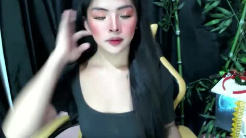 Snapshot of girlcock_dominantfucker chatting on December 2024 12:27:02 PM queen ronna online show from December 2024 12:27:02 PM