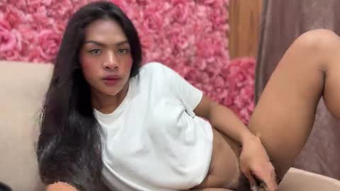 Snapshot of girlcock_dominantfucker chatting on September 2025 01:44:02 PM queen ronna online show from September 2025 01:44:02 PM