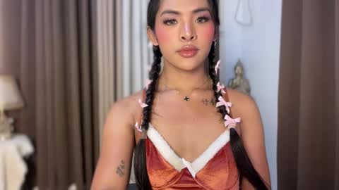 queen ronna online show from March 2026 07:38:01 AM