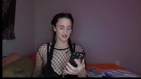 Snapshot of girlofurdreamsxxxxox chatting on December 2025 02:48:01 PM Camille online show from December 2025 02:48:01 PM