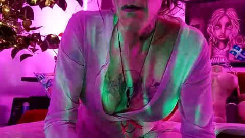 girls227445638252 online show from April 2026 03:04:02 AM