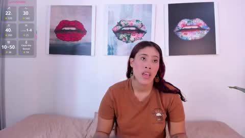 girls_inlove online show from November 2025 12:06:01 PM