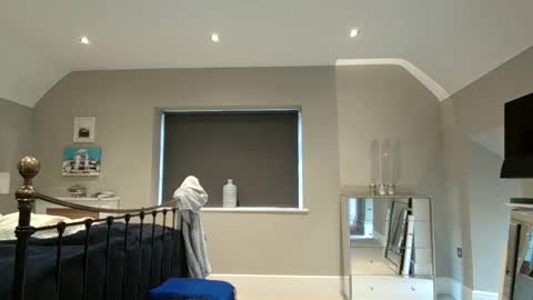 girlsandbikes online show from December 2024 12:06:01 PM