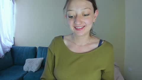 Maze    Thumbs up online show from January 2025 12:35:02 PM