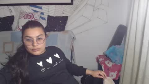 girlsex_hot online show from April 2026 12:32:01 AM