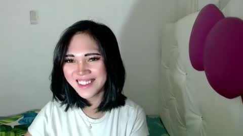 Snapshot of girlthatyouwantxx chatting on October 2025 04:12:01 AM Divine online show from October 2025 04:12:01 AM