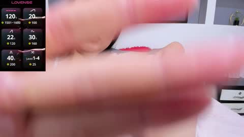 Violeta y Samantha online show from September 2025 09:25:02 PM