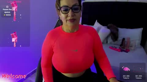 Gisella online show from September 2025 12:27:01 PM