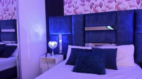     online show from January 2025 11:04:02 AM