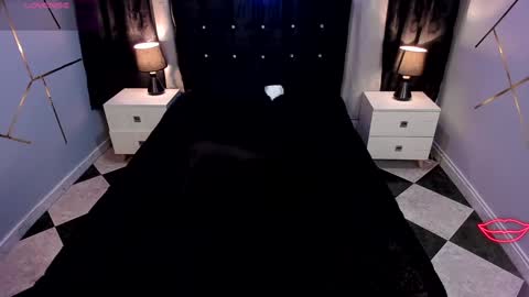  Kylie  online show from February 2025 08:24:01 AM