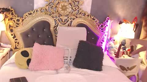 GiselleNoah online show from March 2026 08:25:01 PM