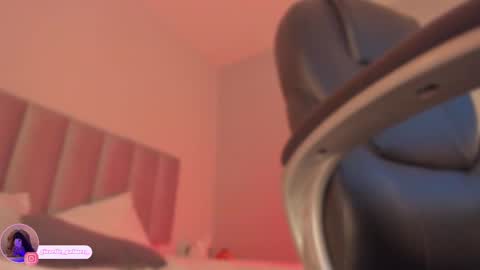   online show from February 2025 10:36:02 PM