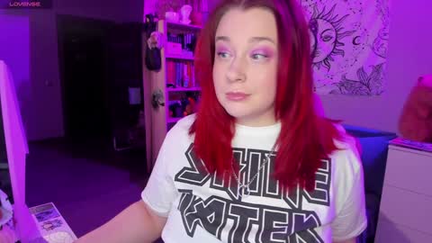 AlexaMillis online show from January 2025 12:04:02 AM
