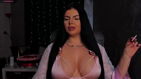 Giulia online show from February 2025 09:31:01 PM