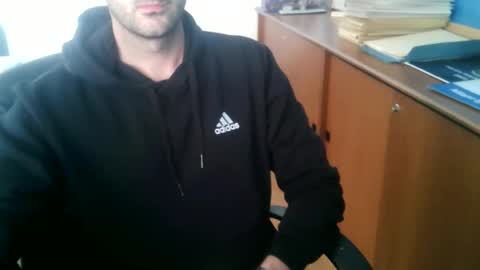 giuseppevai1 online show from December 2025 11:37:01 AM