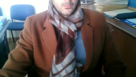 giuseppevai1 online show from December 2025 09:15:02 AM