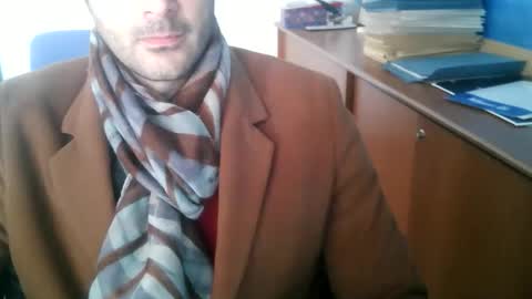 giuseppevai1 online show from December 2025 09:40:01 AM