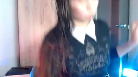 Snapshot of give_me_orgasms chatting on September 2025 07:11:02 AM Nice to meet you my name is Heyli online show from September 2025 07:11:02 AM