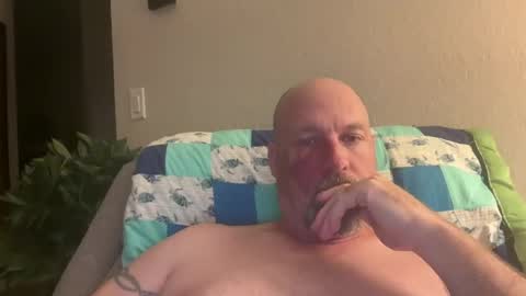 Snapshot of giveitup193 chatting on June 2026 01:55:01 AM giveitup193 online show from June 2026 01:55:01 AM