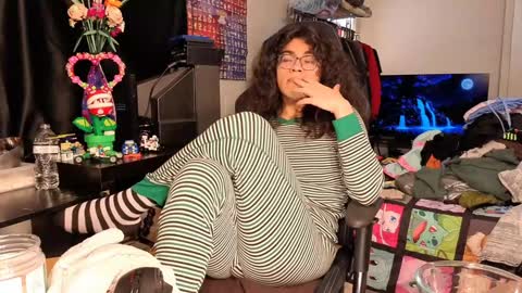 glaceon9 online show from February 2025 01:47:02 AM