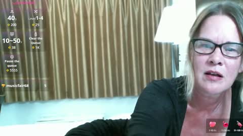 Gwendolyn online show from September 2025 01:16:01 AM