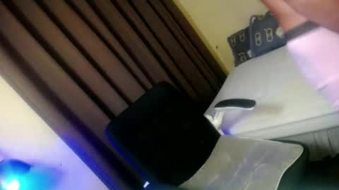 glenndou_daxs online show from September 2025 05:57:02 PM