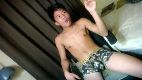 glenndou_daxs online show from September 2025 02:55:02 PM