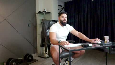 Matthew .. for short call me Matt online show from December 2024 04:09:01 AM