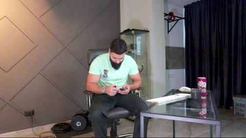 Matthew .. for short call me Matt online show from January 2025 06:03:02 AM