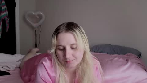 Glitch online show from September 2025 02:50:02 PM