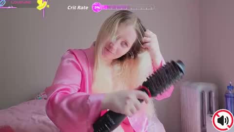 Glitch online show from October 2025 07:15:01 PM