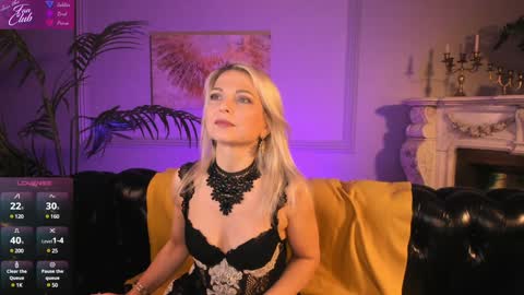 Snapshot of gloria_lovely chatting on February 2025 10:48:02 AM Gloria online show from February 2025 10:48:02 AM