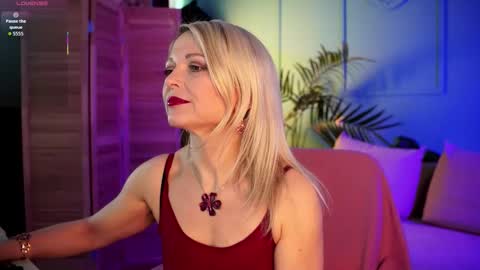 Snapshot of gloria_lovely chatting on September 2025 11:14:01 AM Gloria online show from September 2025 11:14:01 AM