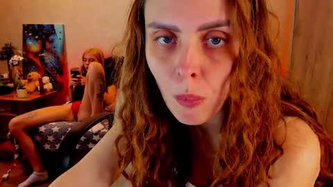 Gloria Wood online show from December 2024 10:45:01 PM