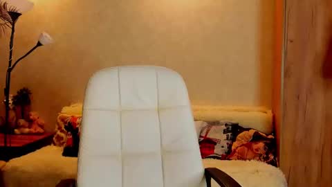 Gloria Wood online show from March 2025 07:26:02 PM